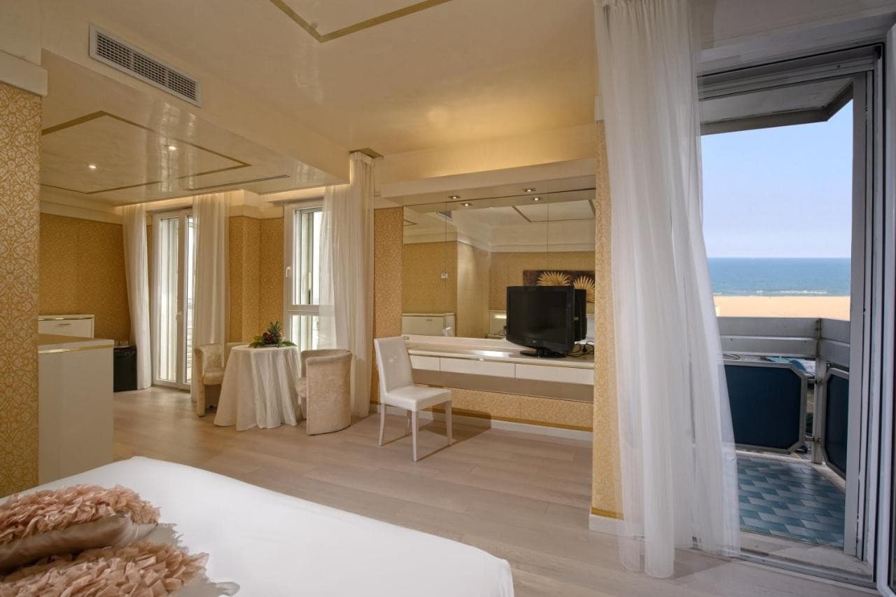 Hotel Bristol