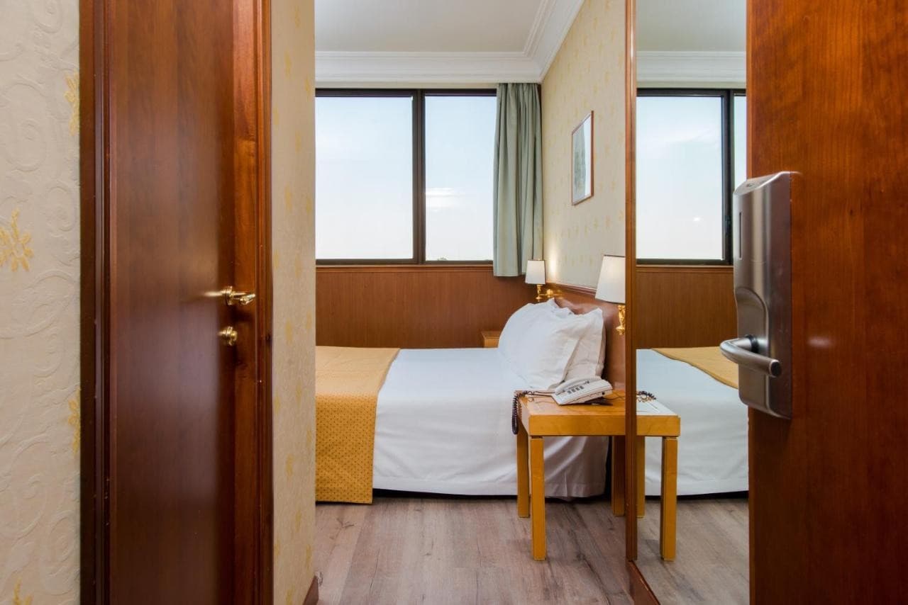 Hotel The Brand