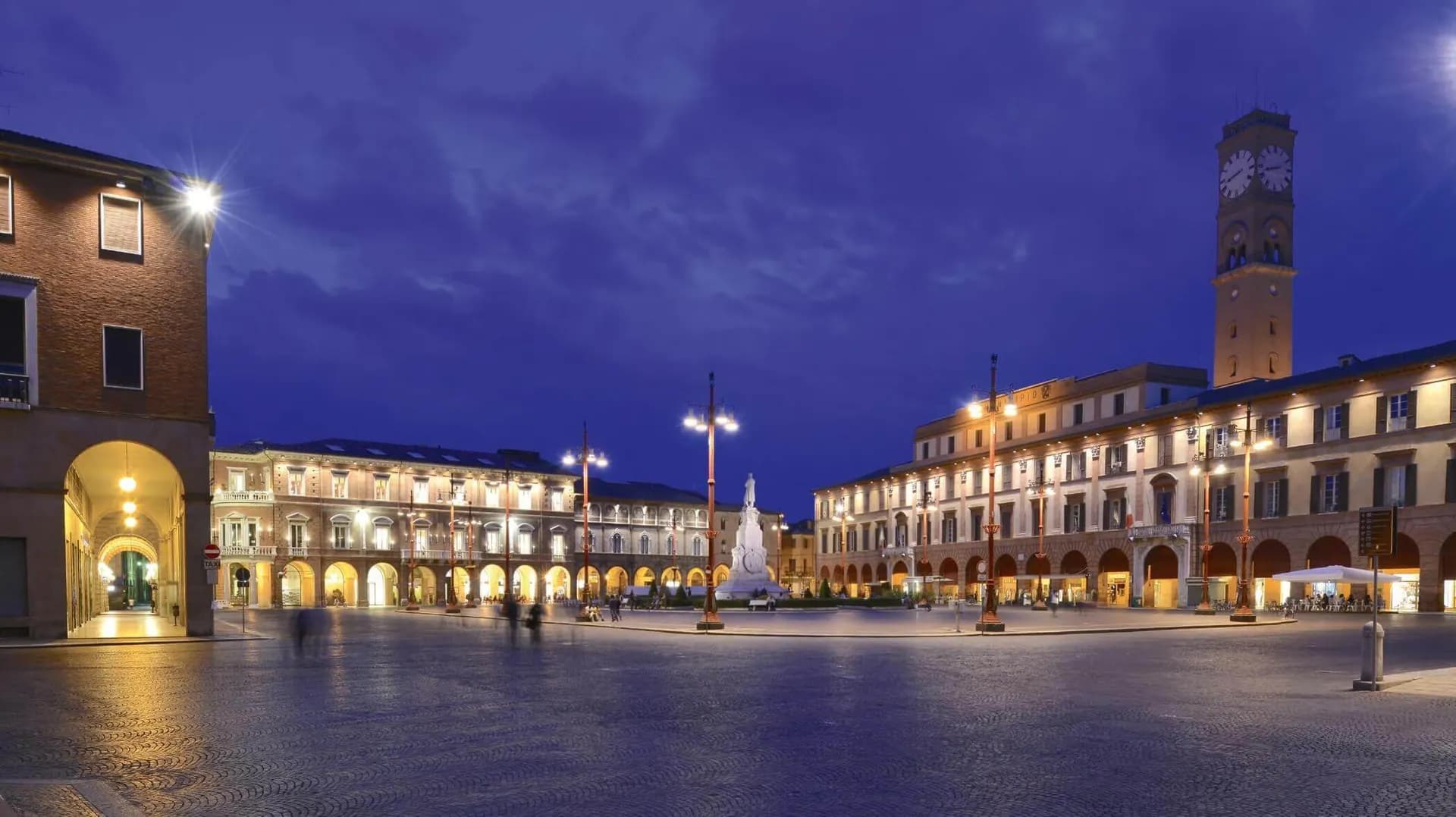 Colonnine di ricarica auto elettriche a Forli-Cesena