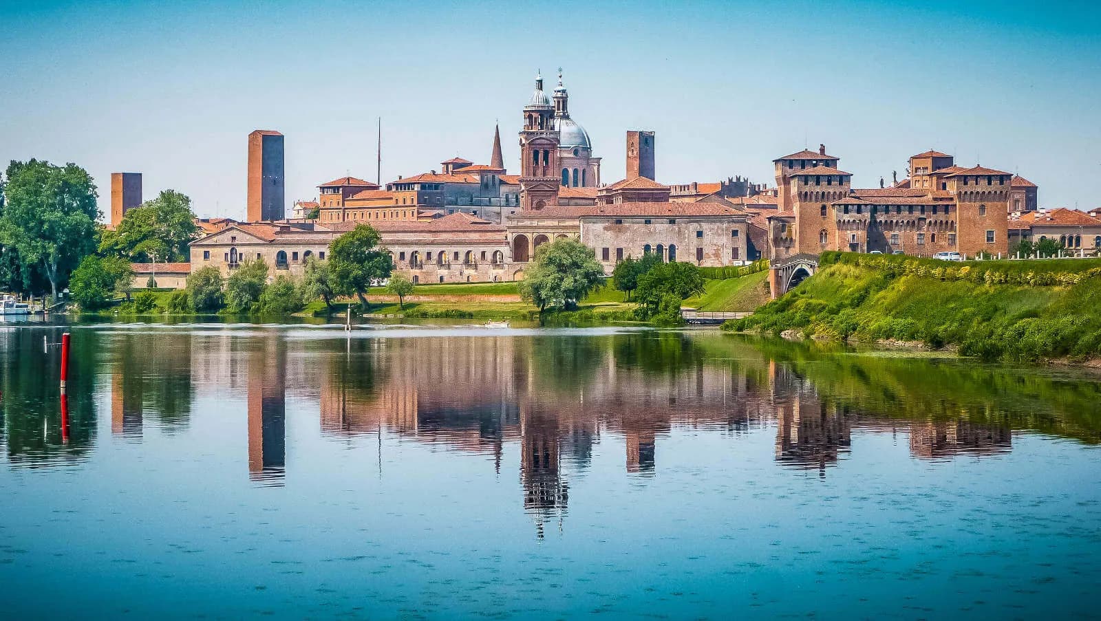 Colonnine di ricarica auto elettriche a Mantova
