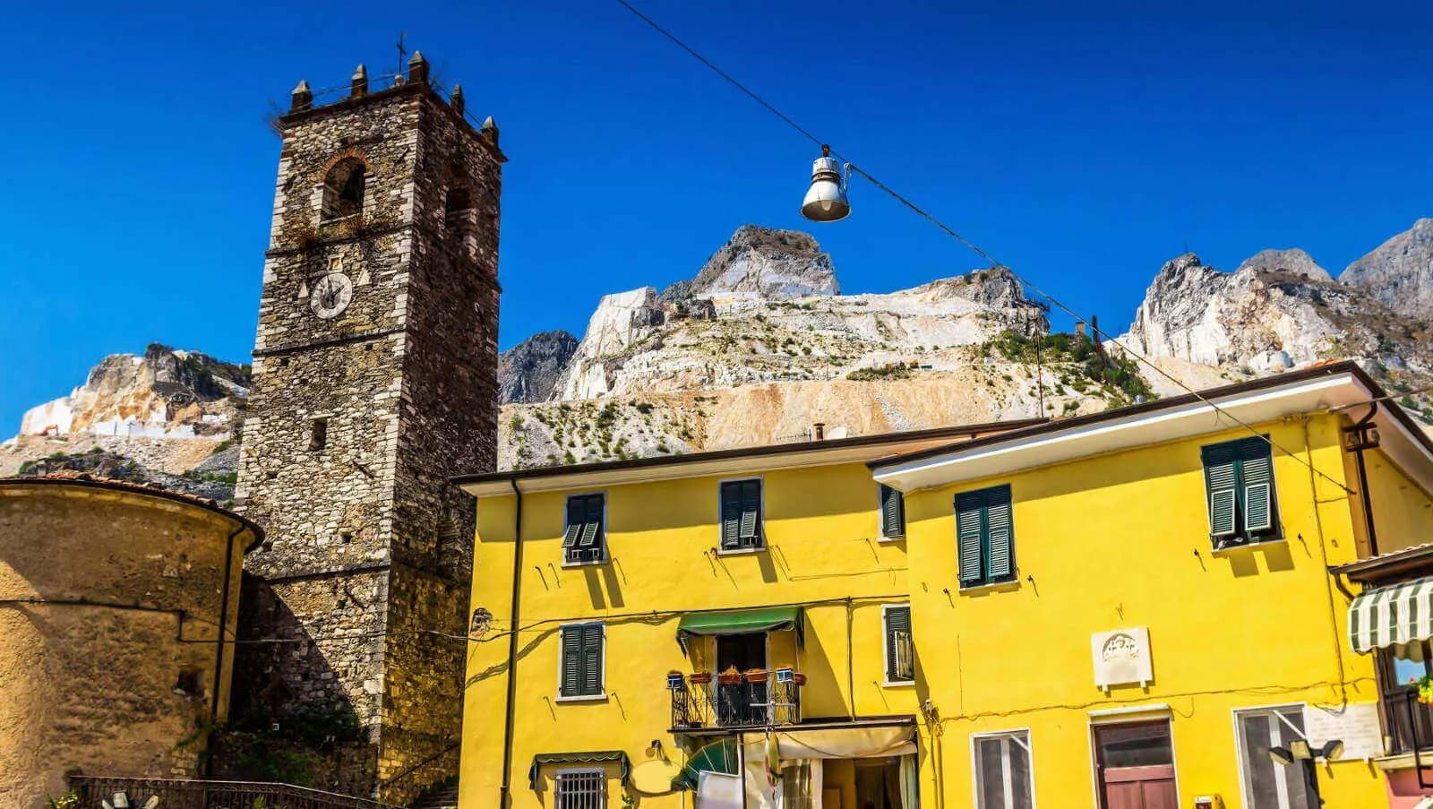 Colonnine di ricarica auto elettriche a Massa-Carrara