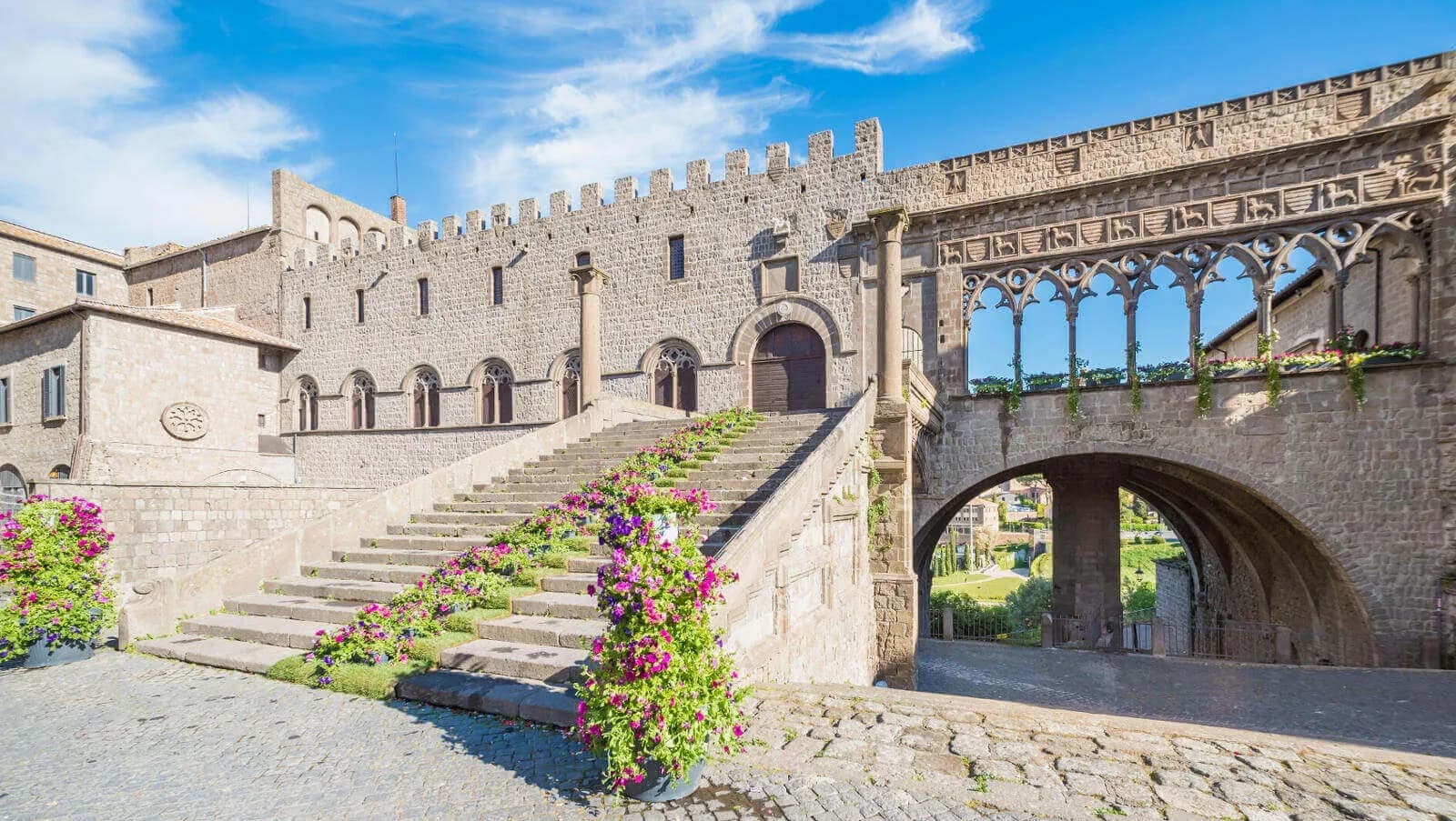Colonnine di ricarica auto elettriche a Viterbo