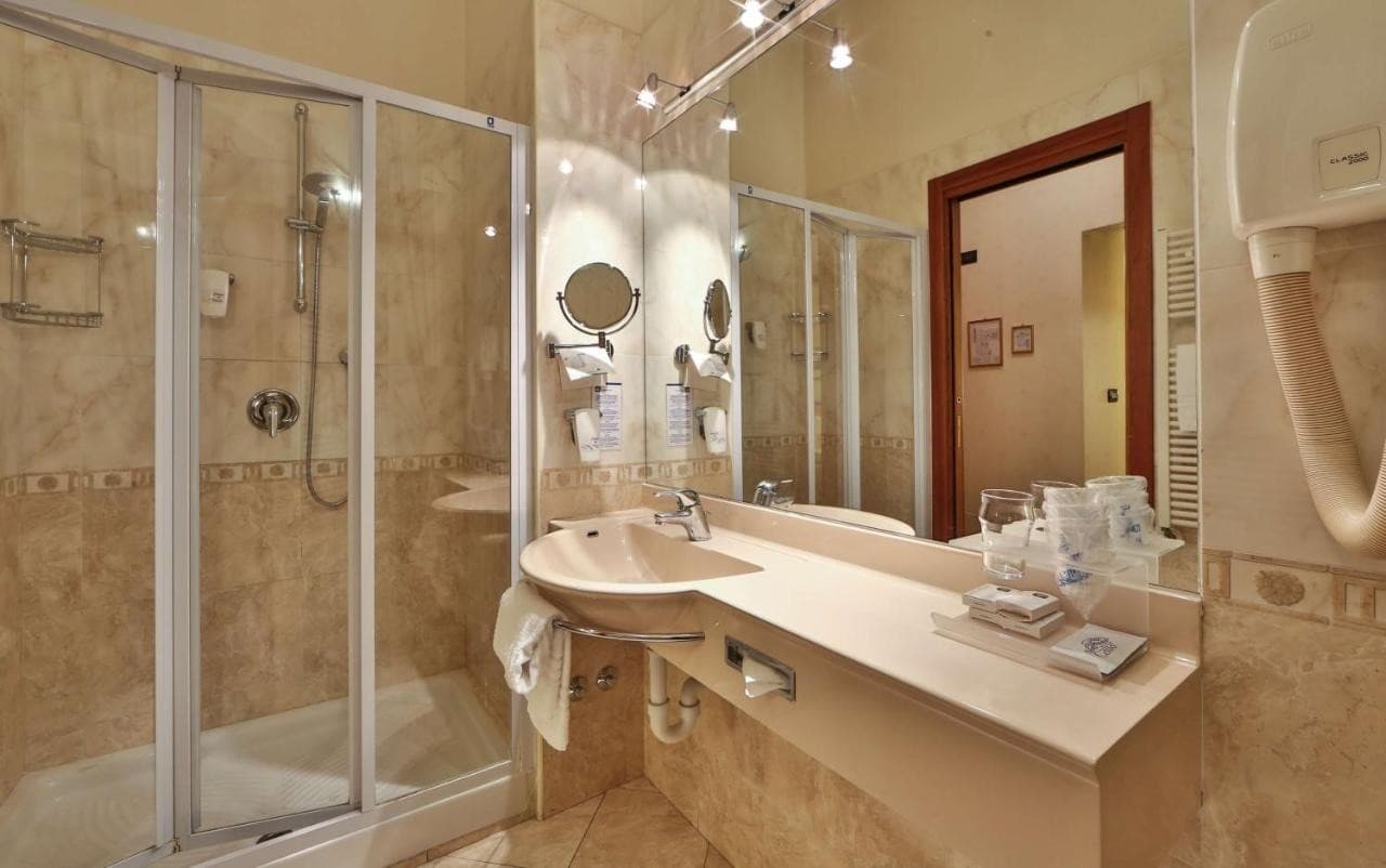 best-western-plus-hotel-genova-torino/best-western-plus-hotel-genova-21.jpg