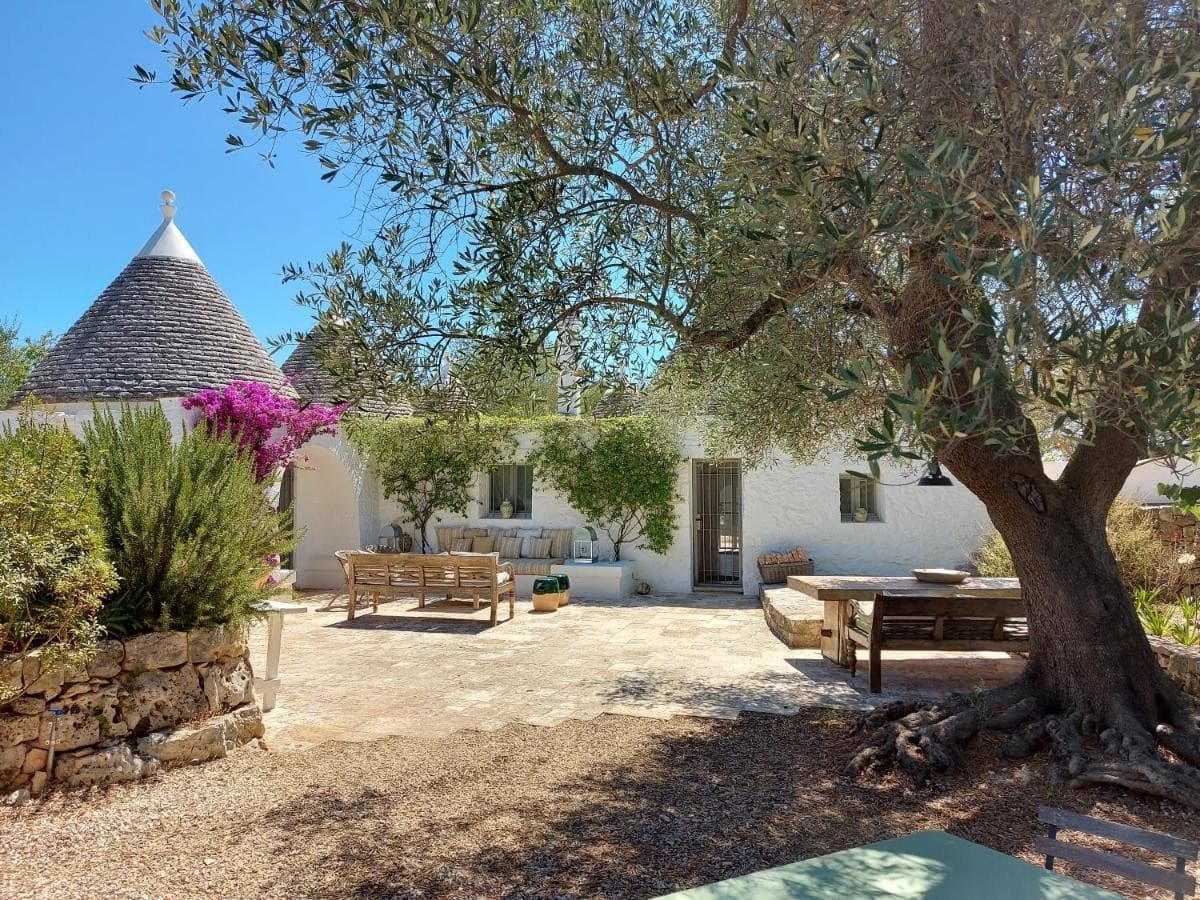 i-trulli-di-masseria-paradiso-ostuni-ceglie-messapica/i-trulli-di-masseria-paradiso-ostuni-7.jpg