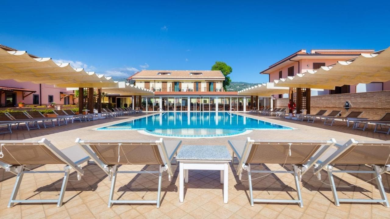 la-terra-dei-sogni-country-hotel-fiumefreddo-sicilia/la-terra-dei-sogni-country-hotel-17.jpg