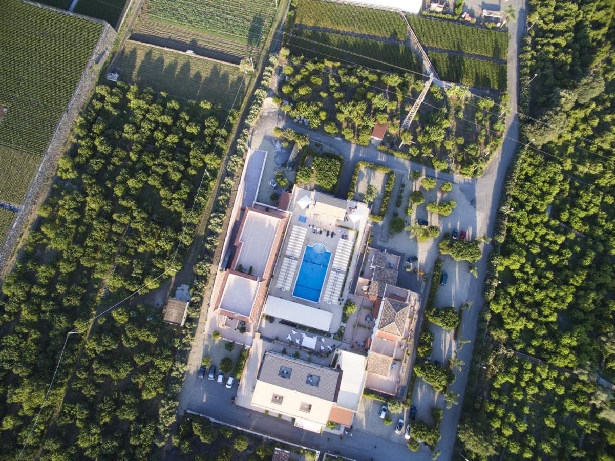 la-terra-dei-sogni-country-hotel-fiumefreddo-sicilia/la-terra-dei-sogni-country-hotel-23.jpg