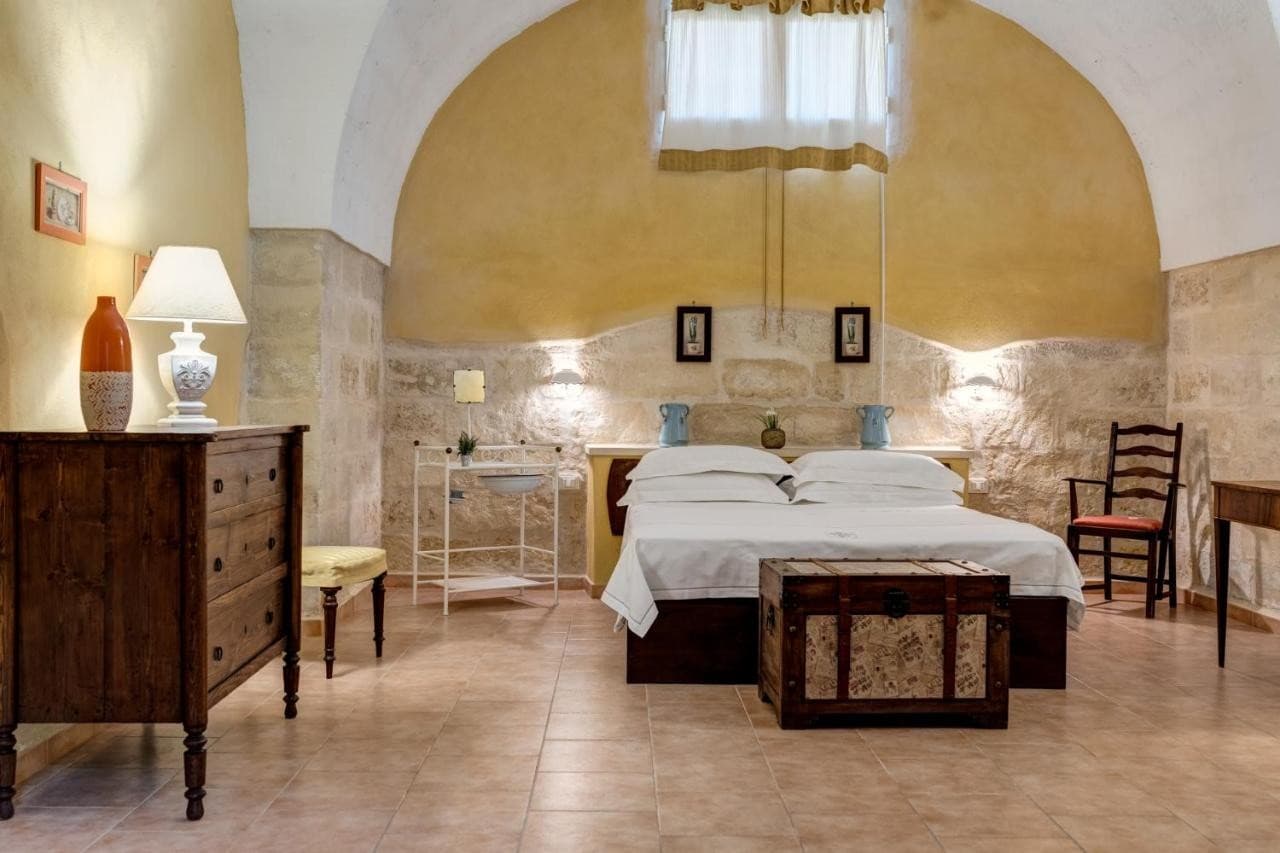 Masseria La Macchiola & Corti del Mito