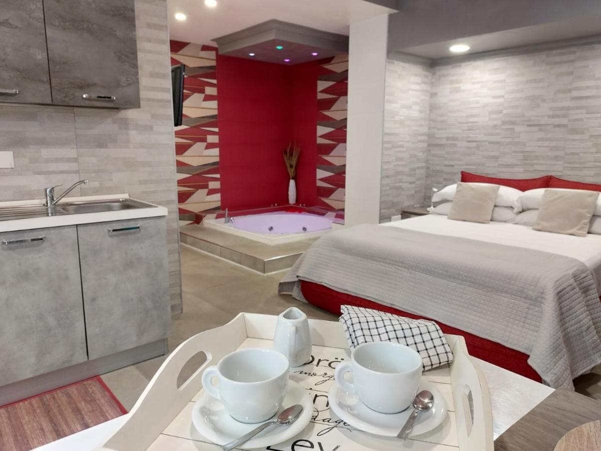 sweet-home-wellness-luxury-apartment-nettuno/sweet-home-wellness-luxury-apartment-23.jpg