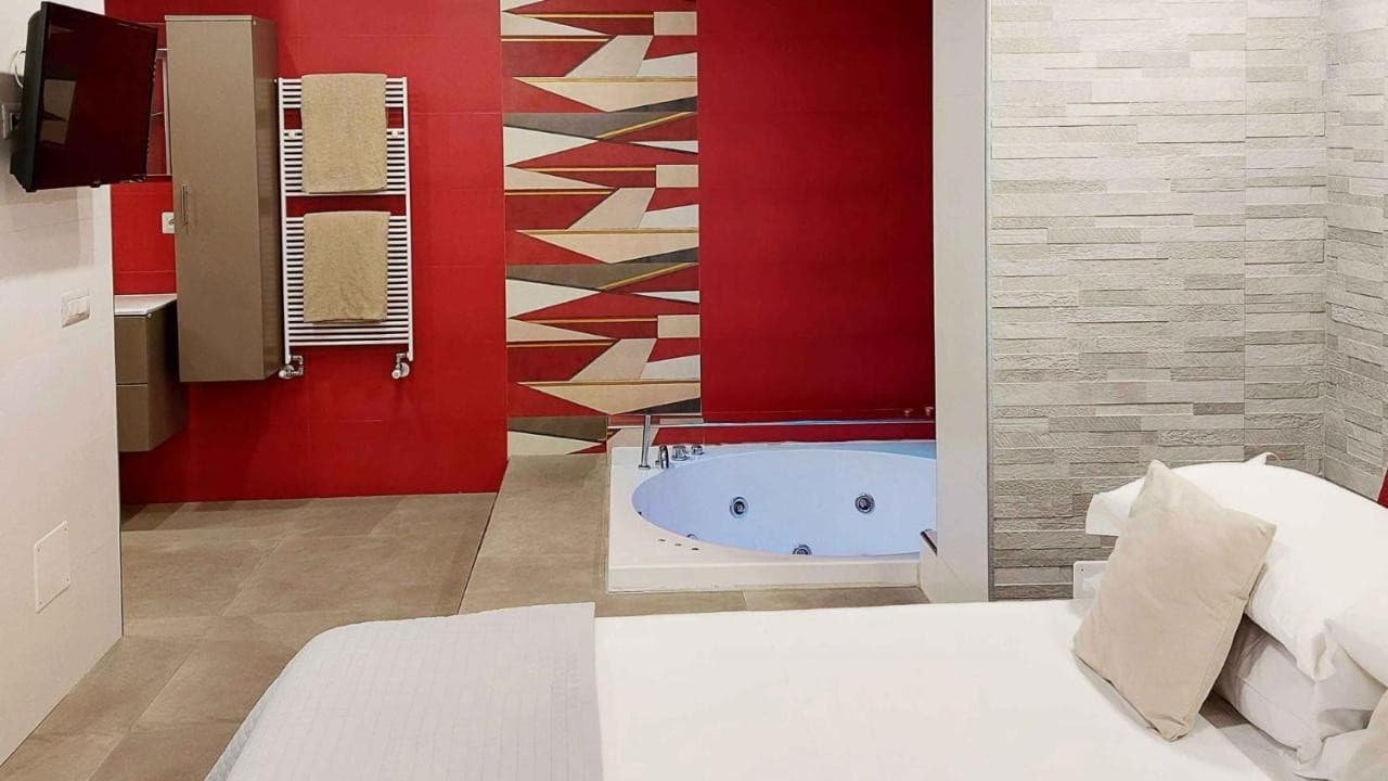 sweet-home-wellness-luxury-apartment-nettuno/sweet-home-wellness-luxury-apartment-8.jpg