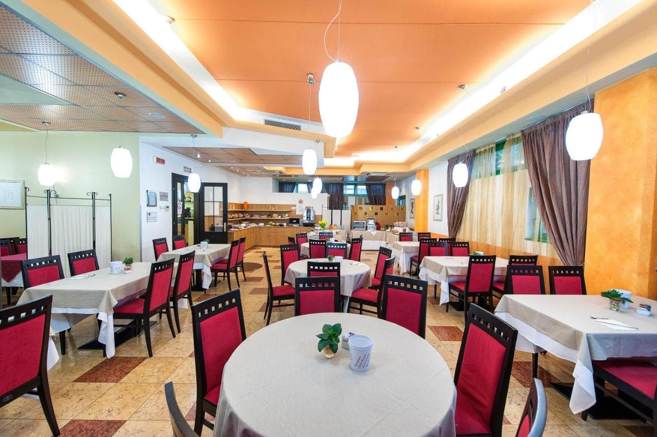 west-point-airport-hotel-dossobuono-villafranca-di-verona/west-point-airport-hotel-4.jpg
